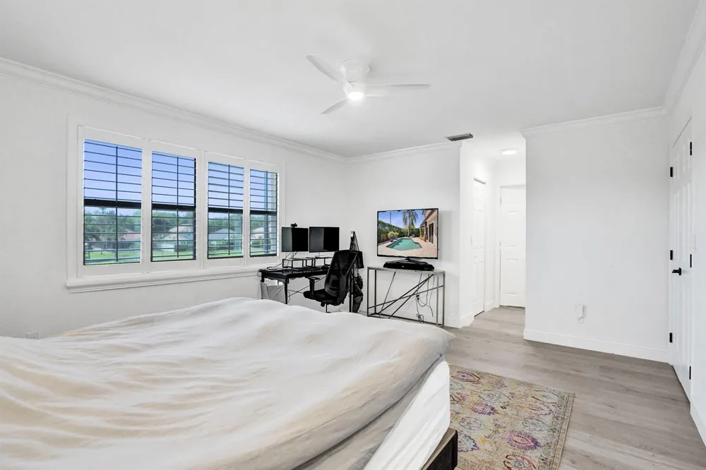 10650 Paris Street Cooper City, FL 33026