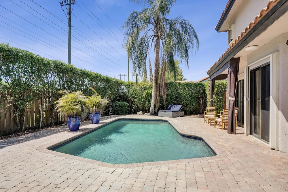 10650 Paris Street Cooper City, FL 33026