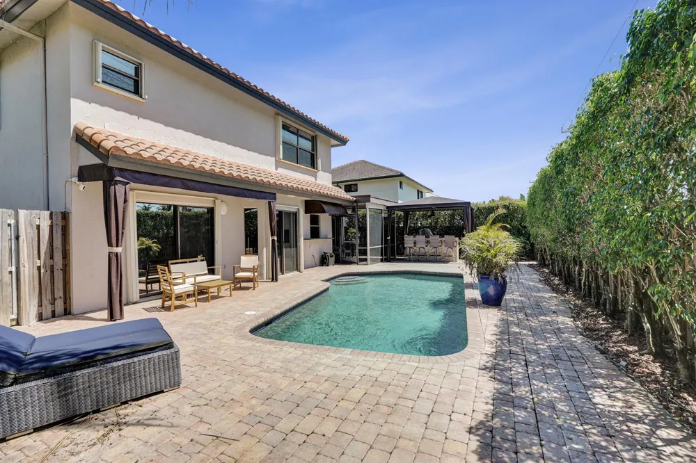 10650 Paris Street Cooper City, FL 33026