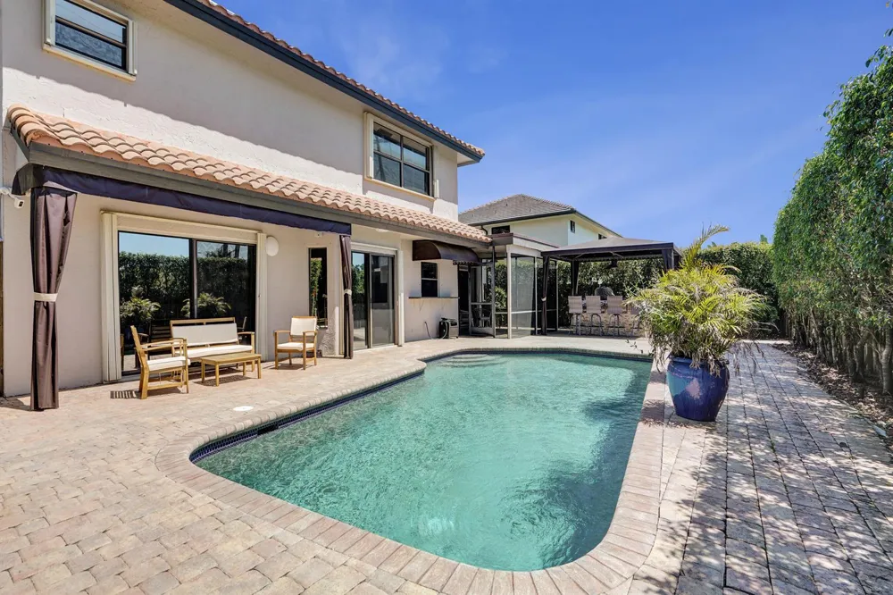 10650 Paris Street Cooper City, FL 33026
