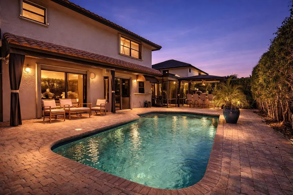 10650 Paris Street Cooper City, FL 33026