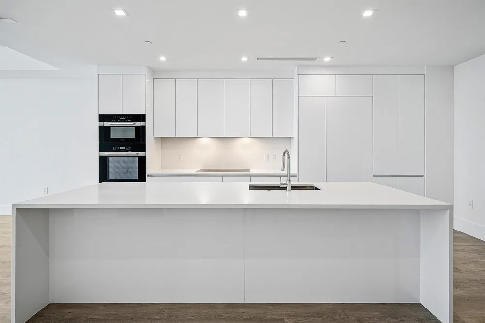 220 Lake Shore Drive #1508 Lake Park, FL 33403