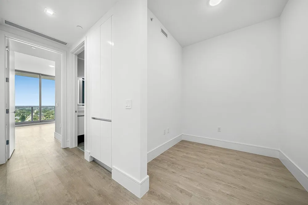 220 Lake Shore Drive #1508 Lake Park, FL 33403