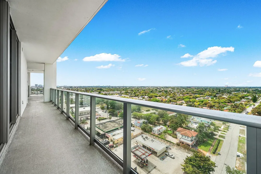 220 Lake Shore Drive #1508 Lake Park, FL 33403