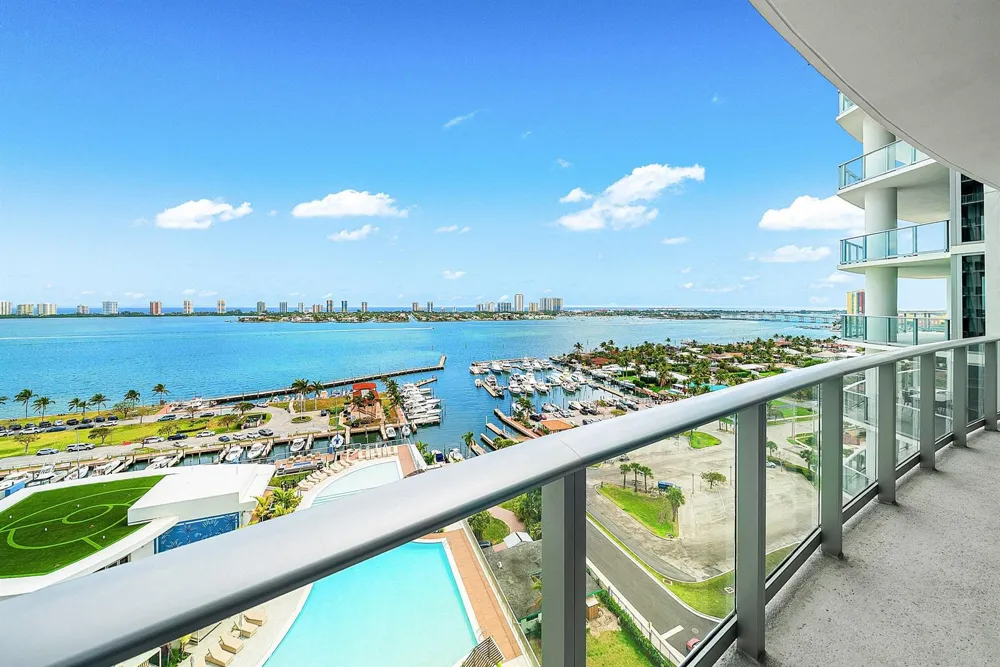 220 Lake Shore Drive #1508 Lake Park, FL 33403