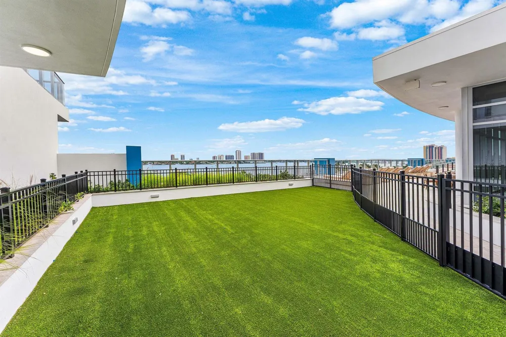 220 Lake Shore Drive #1508 Lake Park, FL 33403