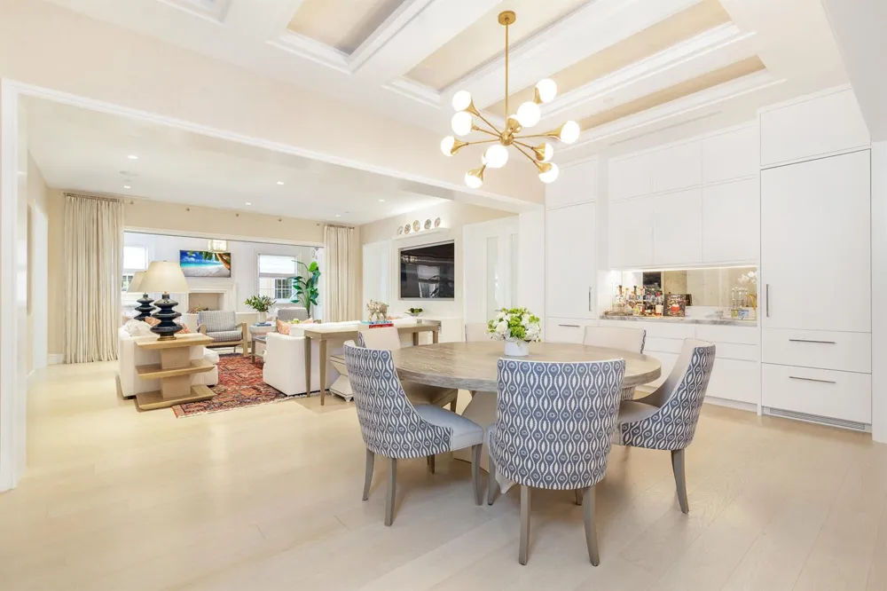 5 Via Flagler Palm Beach, FL 33480