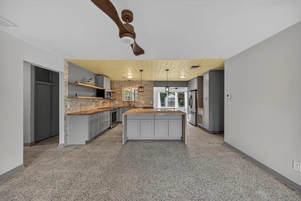 818 NW 28th Court Wilton Manors, FL 33311
