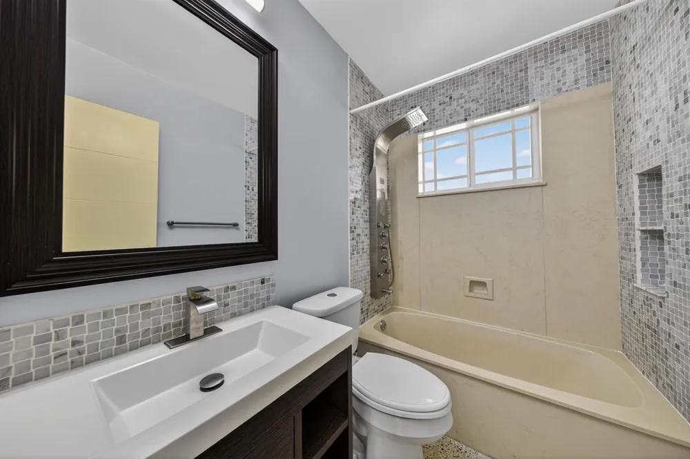 818 NW 28th Court Wilton Manors, FL 33311
