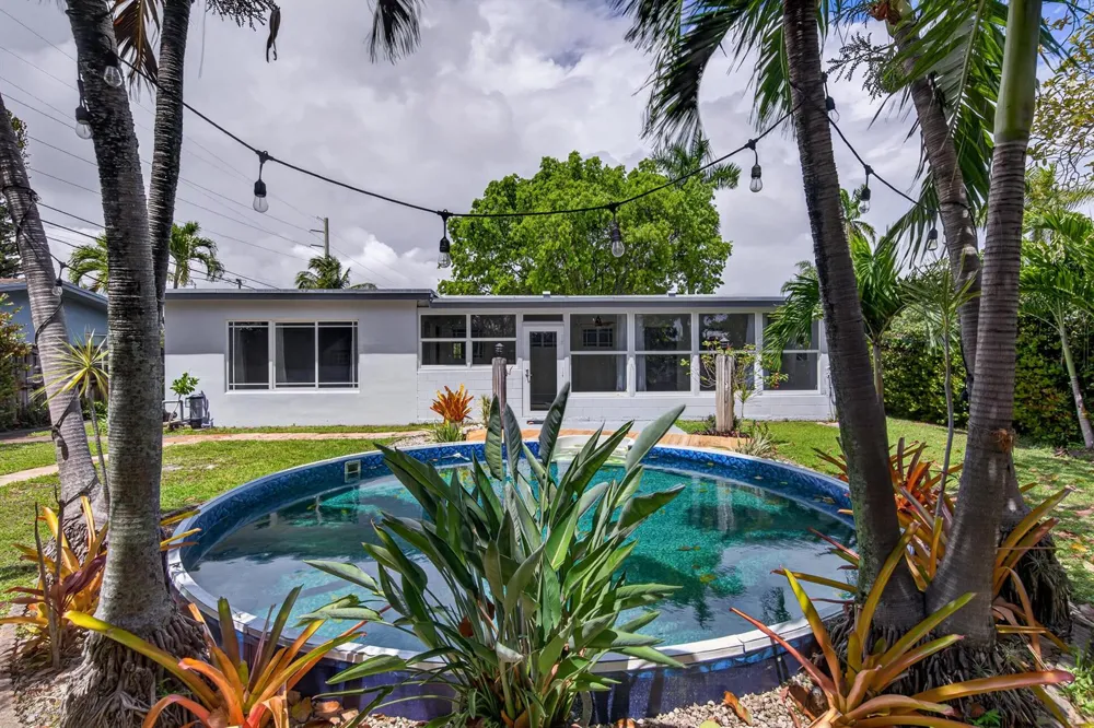 818 NW 28th Court Wilton Manors, FL 33311