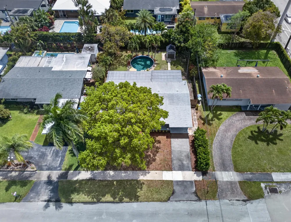 818 NW 28th Court Wilton Manors, FL 33311