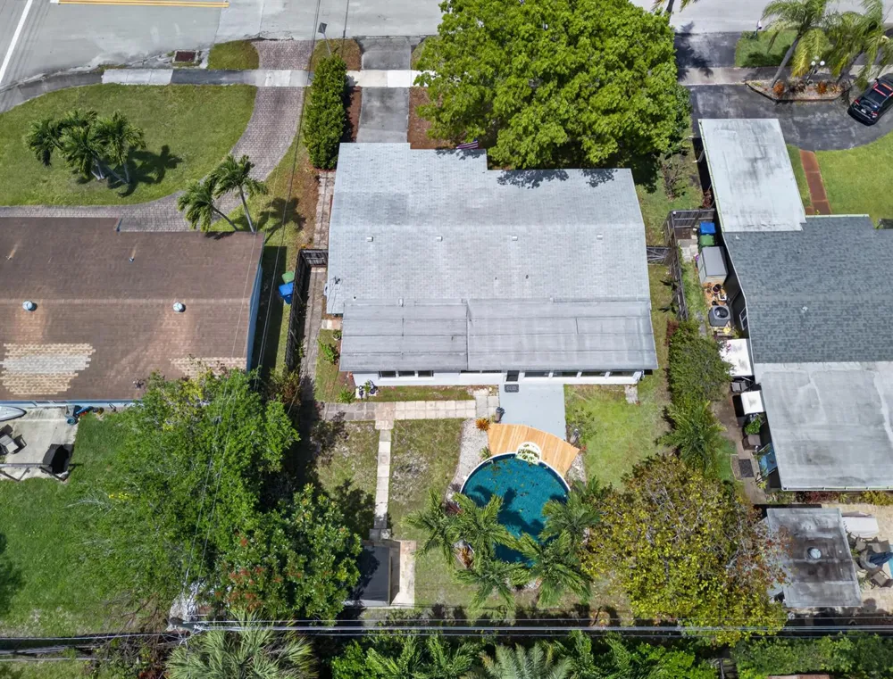 818 NW 28th Court Wilton Manors, FL 33311