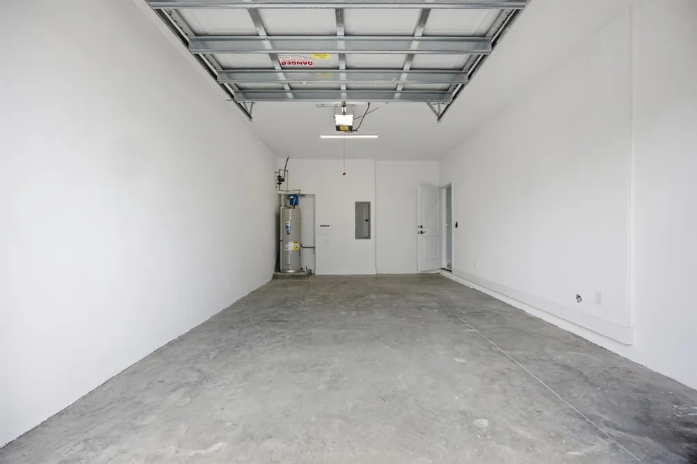 1544 NW 1st Avenue Pompano Beach, FL 33060