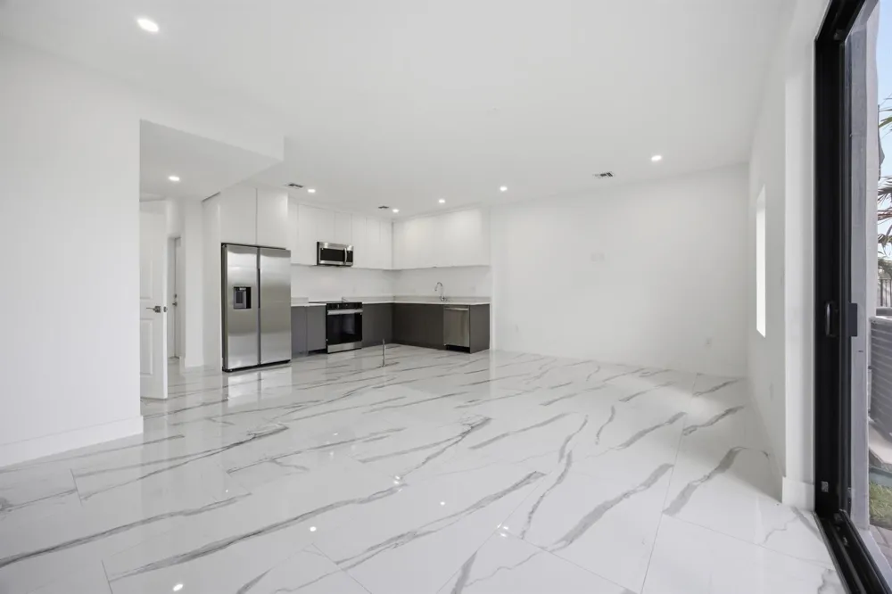 1544 NW 1st Avenue Pompano Beach, FL 33060