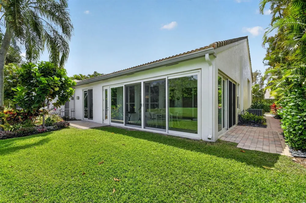 4634 Carlton Golf Drive Lake Worth, FL 33449