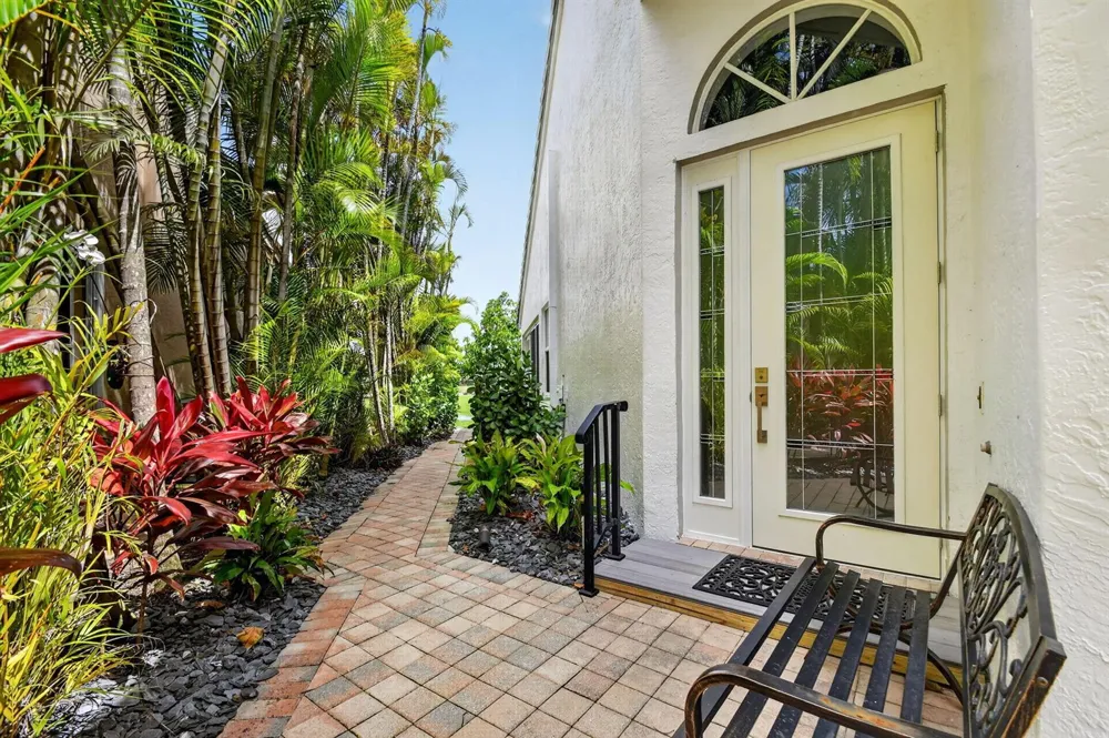 4634 Carlton Golf Drive Lake Worth, FL 33449
