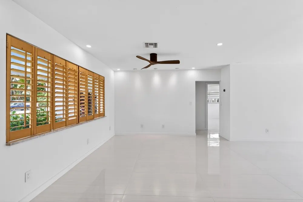 648 NW 30th Court Wilton Manors, FL 33311