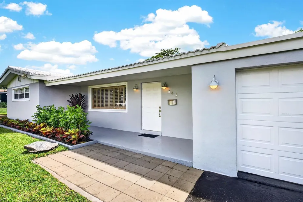 648 NW 30th Court Wilton Manors, FL 33311