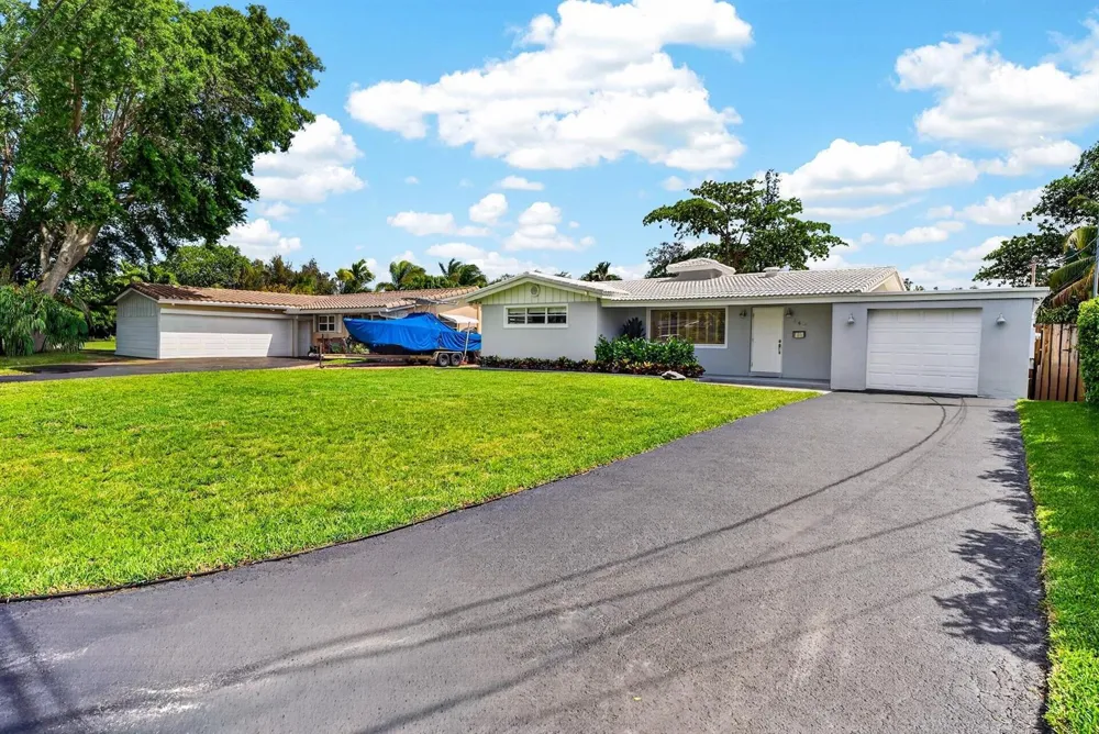 648 NW 30th Court Wilton Manors, FL 33311