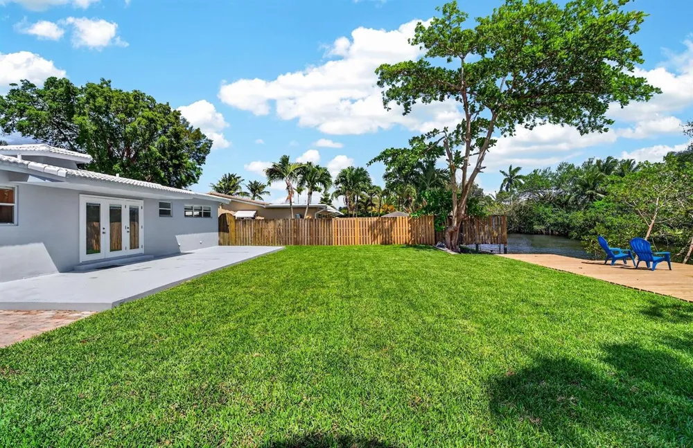648 NW 30th Court Wilton Manors, FL 33311