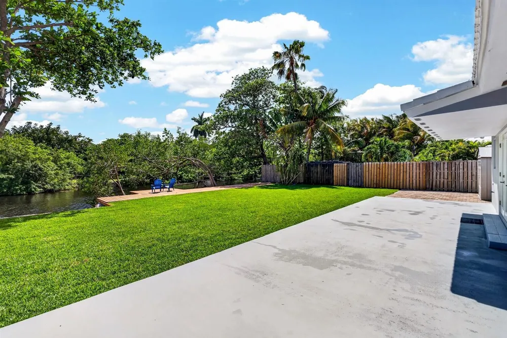 648 NW 30th Court Wilton Manors, FL 33311