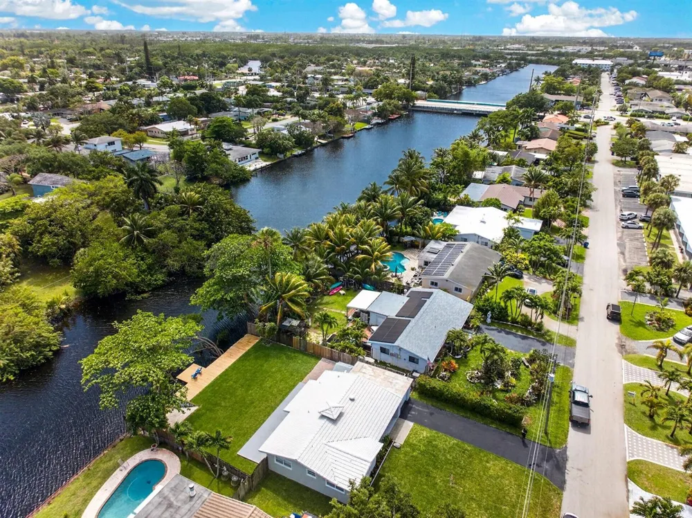 648 NW 30th Court Wilton Manors, FL 33311