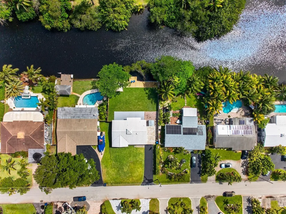 648 NW 30th Court Wilton Manors, FL 33311