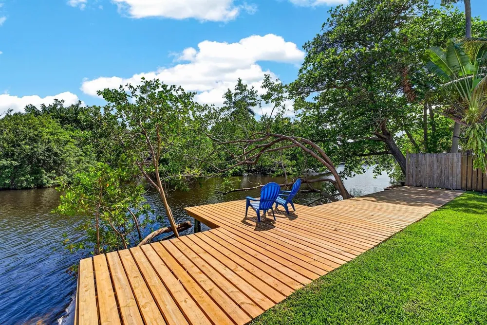 648 NW 30th Court Wilton Manors, FL 33311