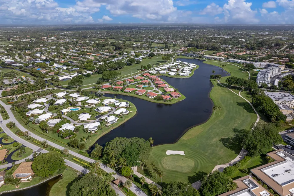 169 Atlantis Boulevard #205 Atlantis, FL 33462