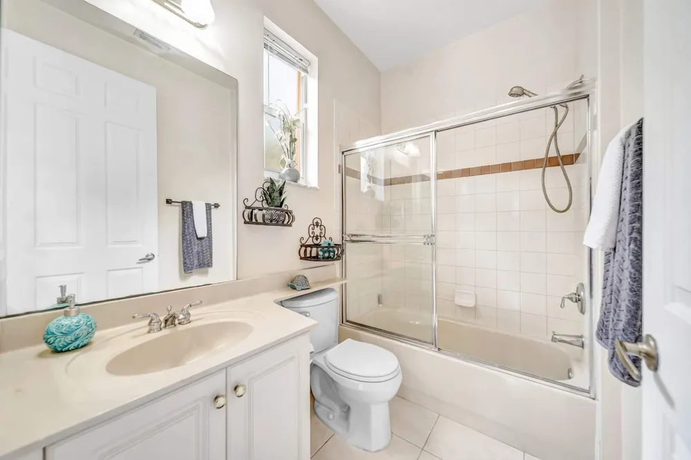 6169 NW 53rd Circle Coral Springs, FL 33067