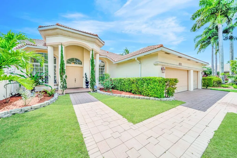 6169 NW 53rd Circle Coral Springs, FL 33067
