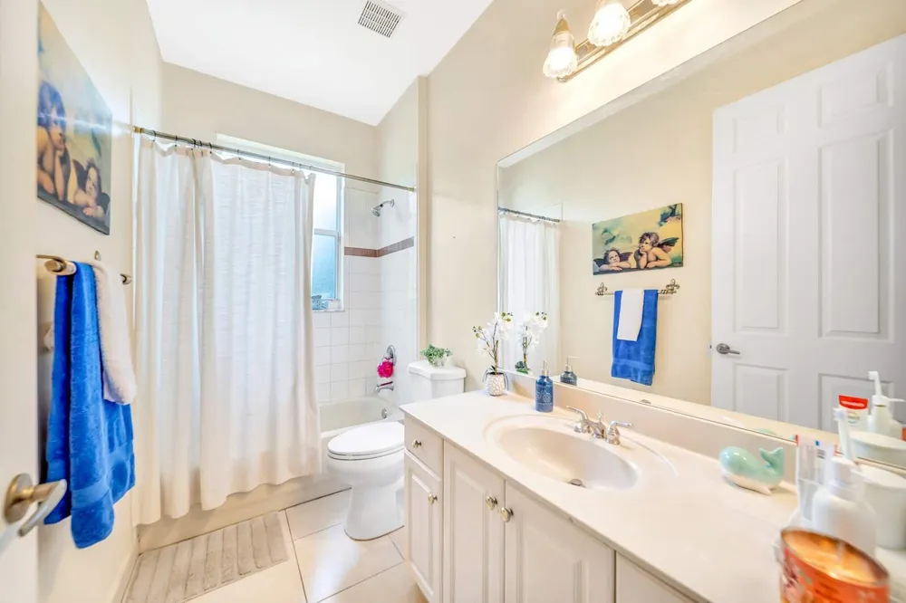 6169 NW 53rd Circle Coral Springs, FL 33067