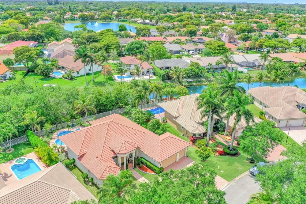 6169 NW 53rd Circle Coral Springs, FL 33067