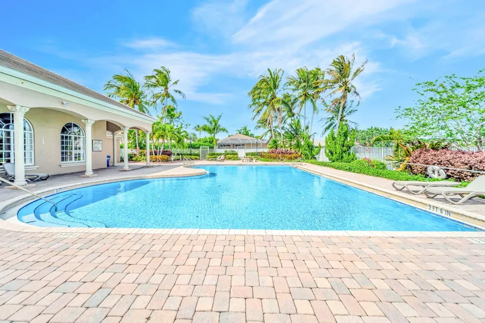 6169 NW 53rd Circle Coral Springs, FL 33067