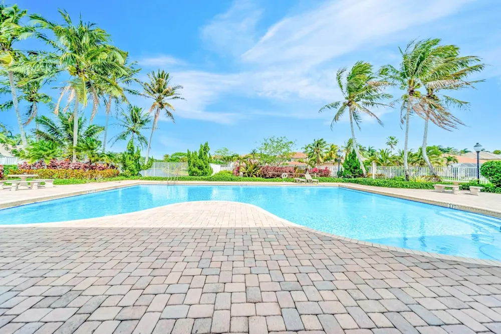 6169 NW 53rd Circle Coral Springs, FL 33067