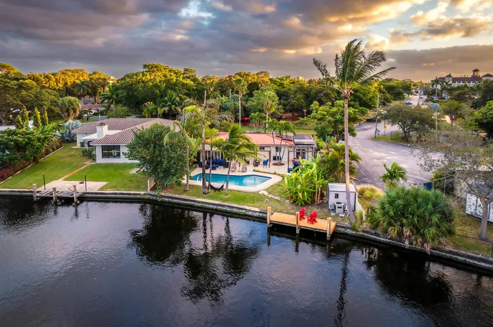 2757 NE 14th Avenue Wilton Manors, FL 33334