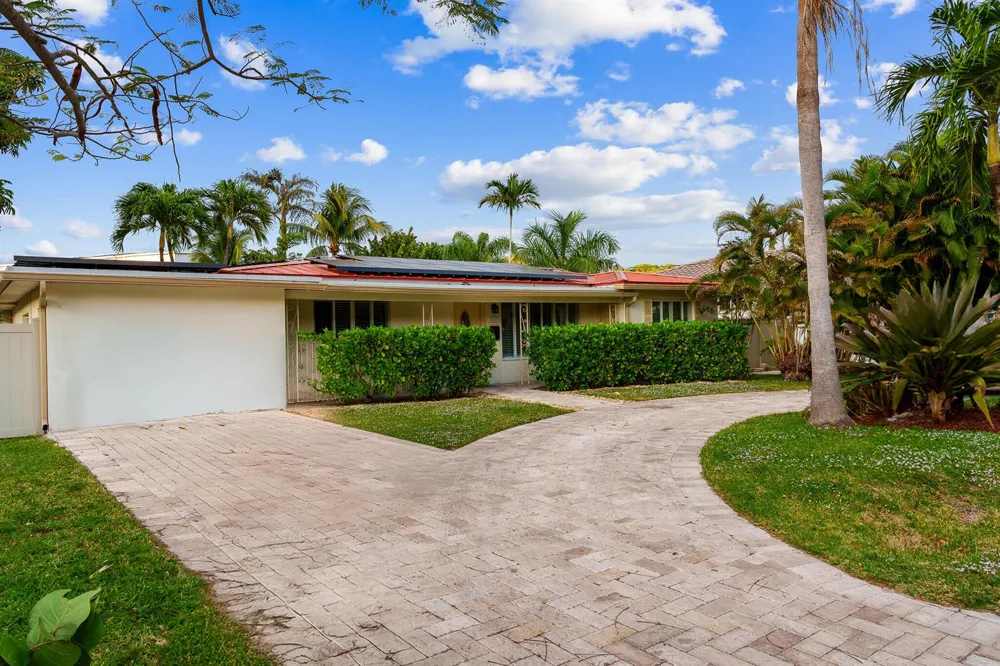 2757 NE 14th Avenue Wilton Manors, FL 33334