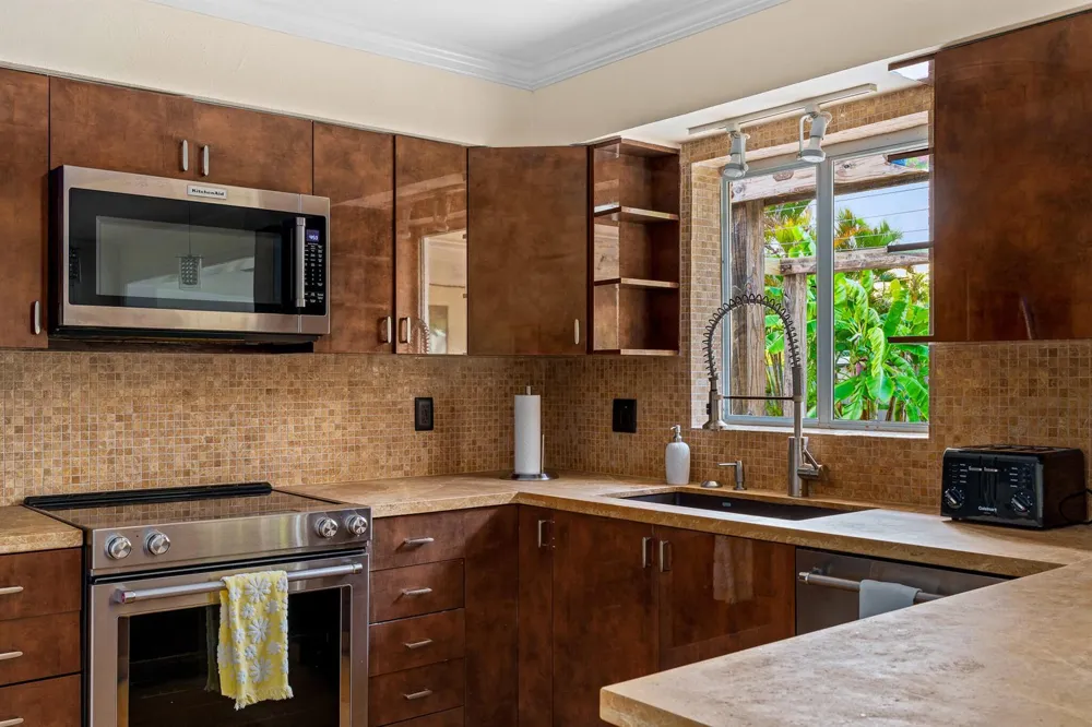 2757 NE 14th Avenue Wilton Manors, FL 33334