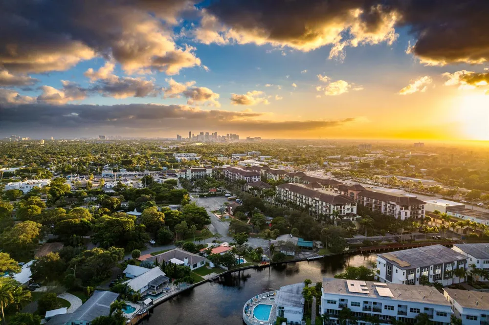 2757 NE 14th Avenue Wilton Manors, FL 33334