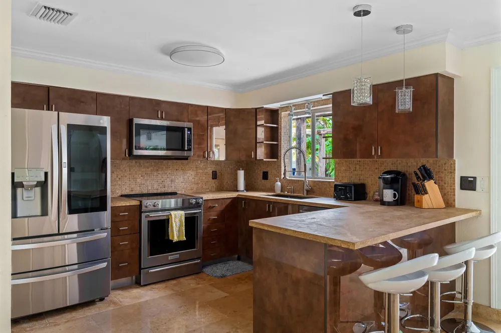 2757 NE 14th Avenue Wilton Manors, FL 33334