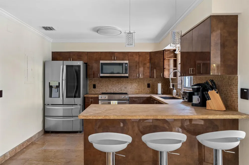 2757 NE 14th Avenue Wilton Manors, FL 33334
