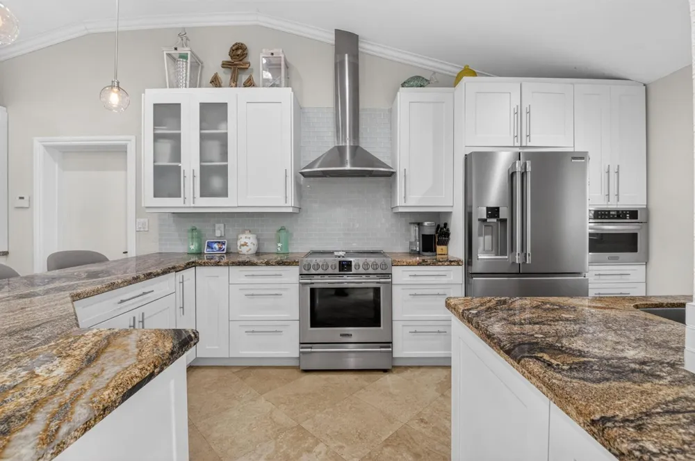 5800 NE 7th Avenue Boca Raton, FL 33487