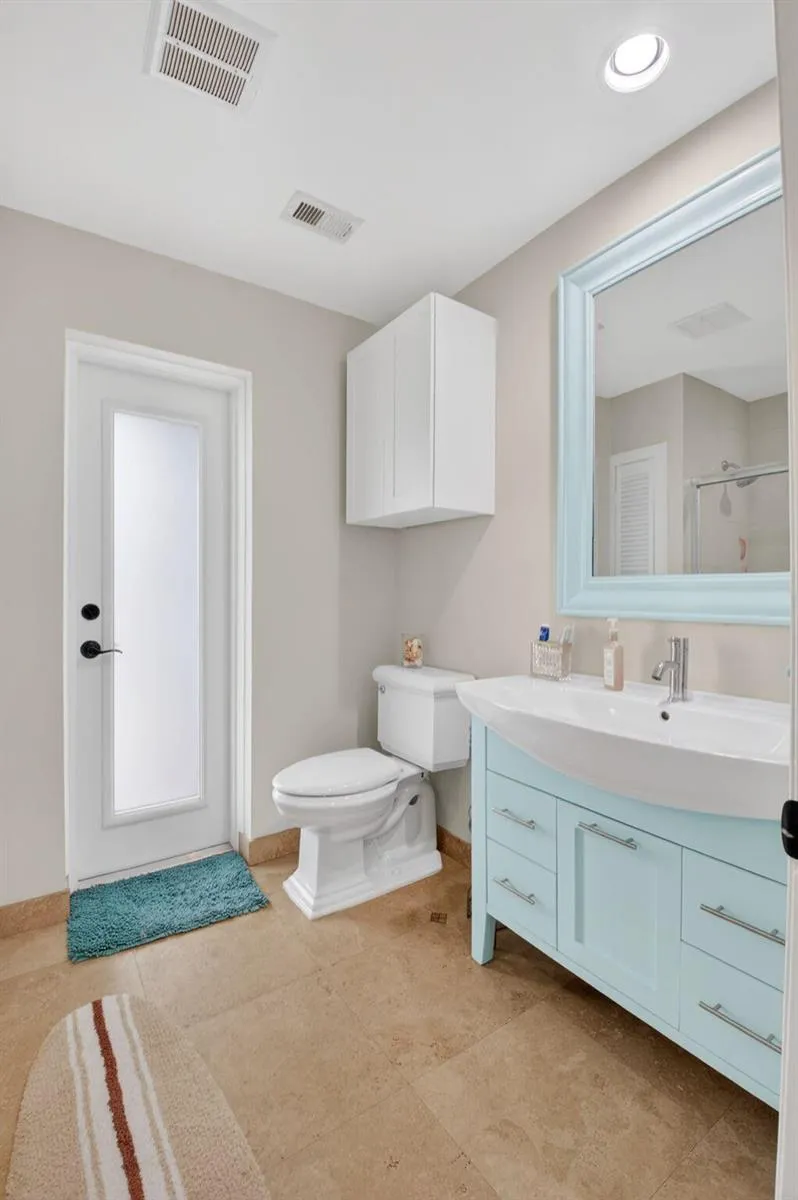 5800 NE 7th Avenue Boca Raton, FL 33487