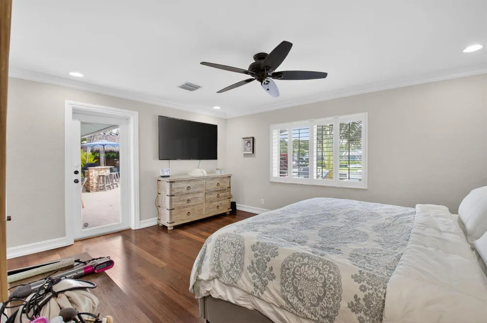 5800 NE 7th Avenue Boca Raton, FL 33487