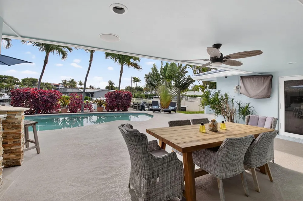 5800 NE 7th Avenue Boca Raton, FL 33487