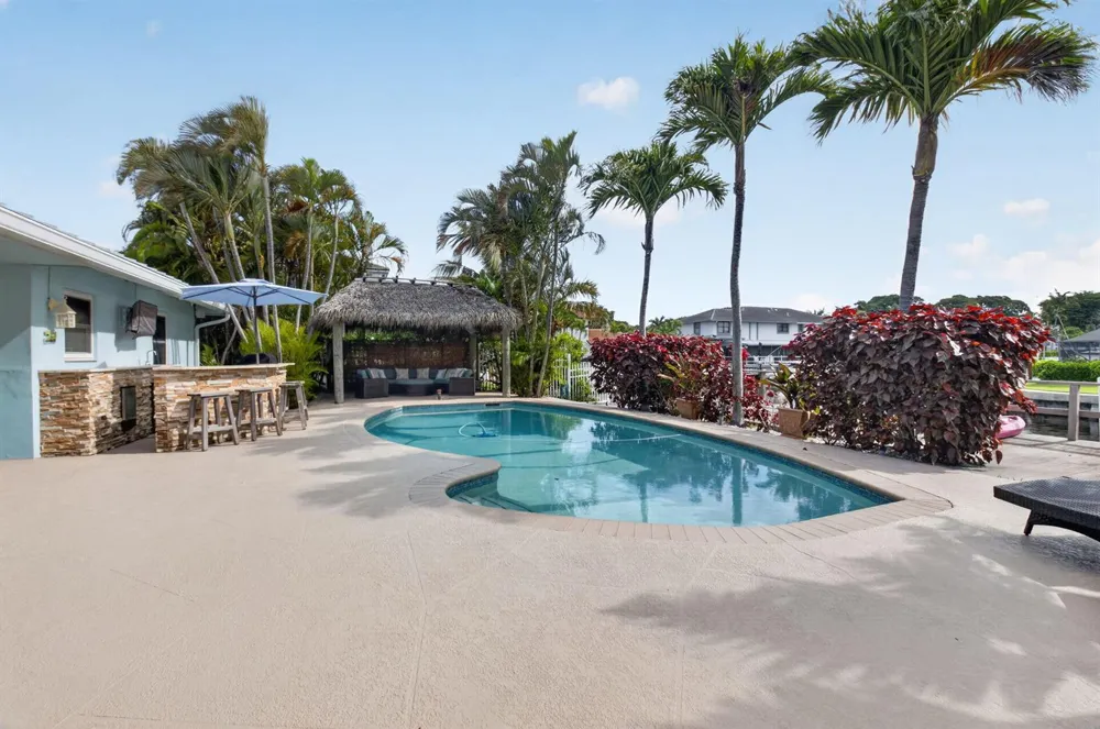 5800 NE 7th Avenue Boca Raton, FL 33487