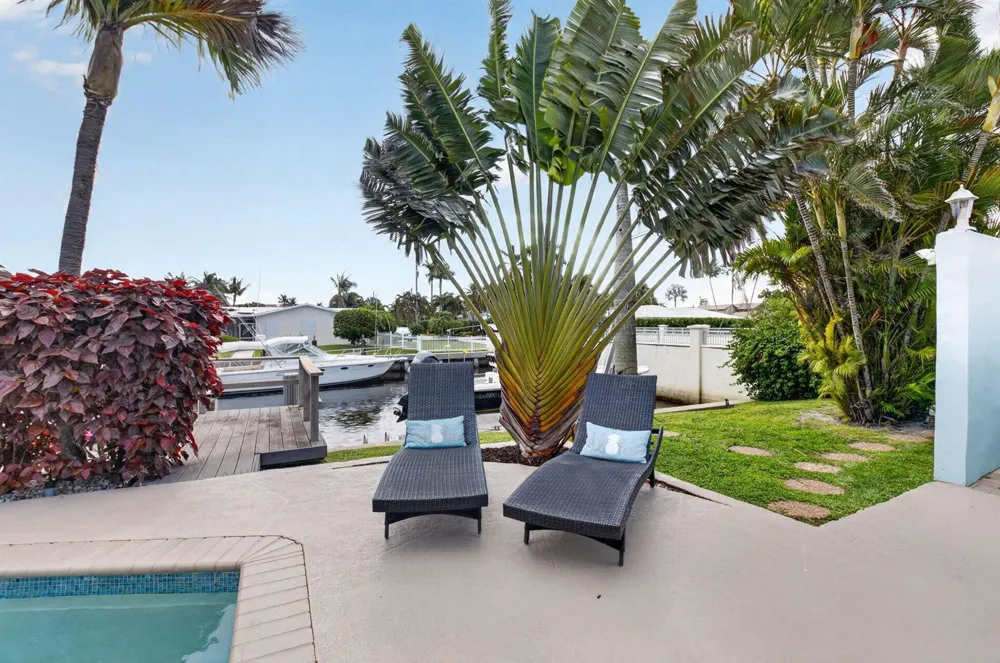 5800 NE 7th Avenue Boca Raton, FL 33487