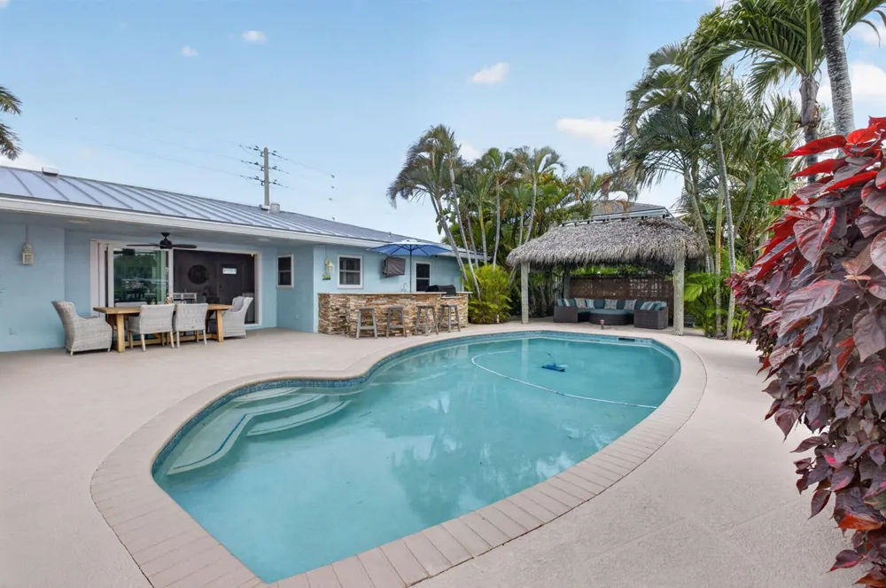 5800 NE 7th Avenue Boca Raton, FL 33487