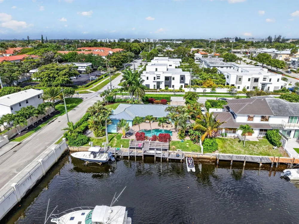 5800 NE 7th Avenue Boca Raton, FL 33487
