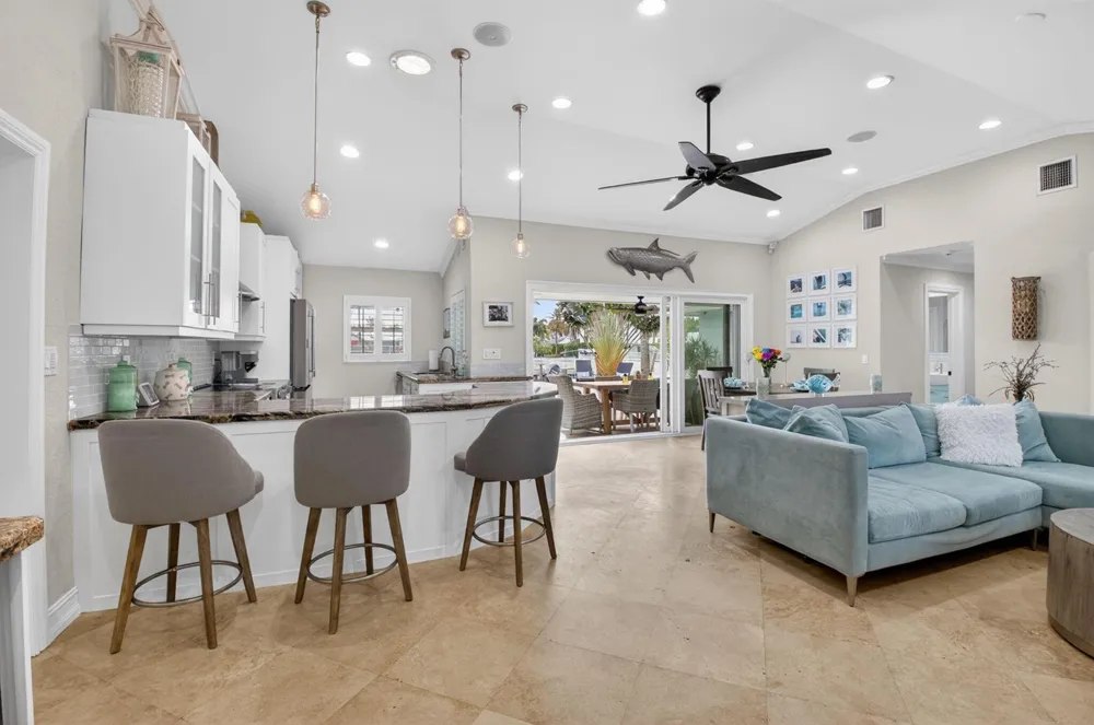 5800 NE 7th Avenue Boca Raton, FL 33487